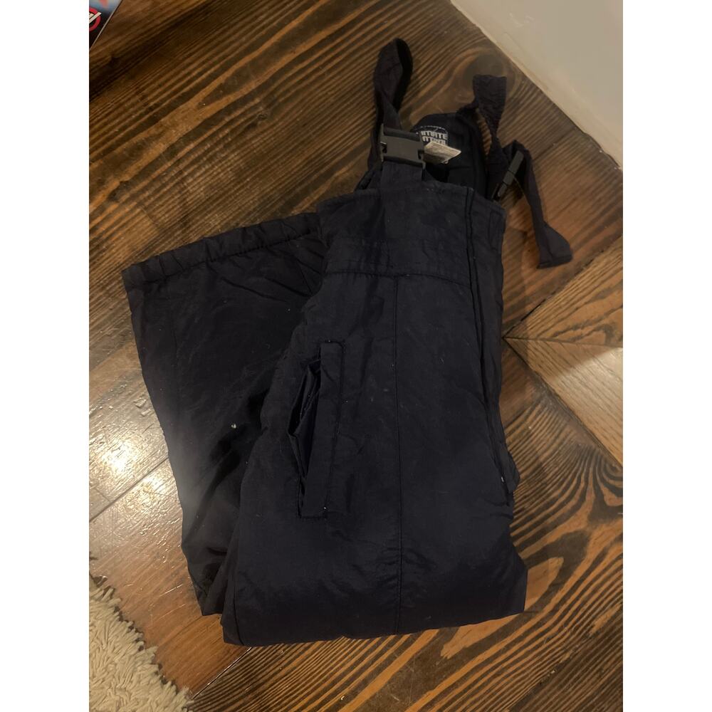 Kids’ small snowpants